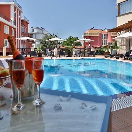 Aparthotel Vip Club Dolphin Coast à Slantchev Briag Extérieur photo