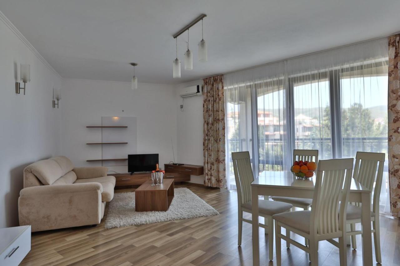 Aparthotel Vip Club Dolphin Coast à Slantchev Briag Extérieur photo