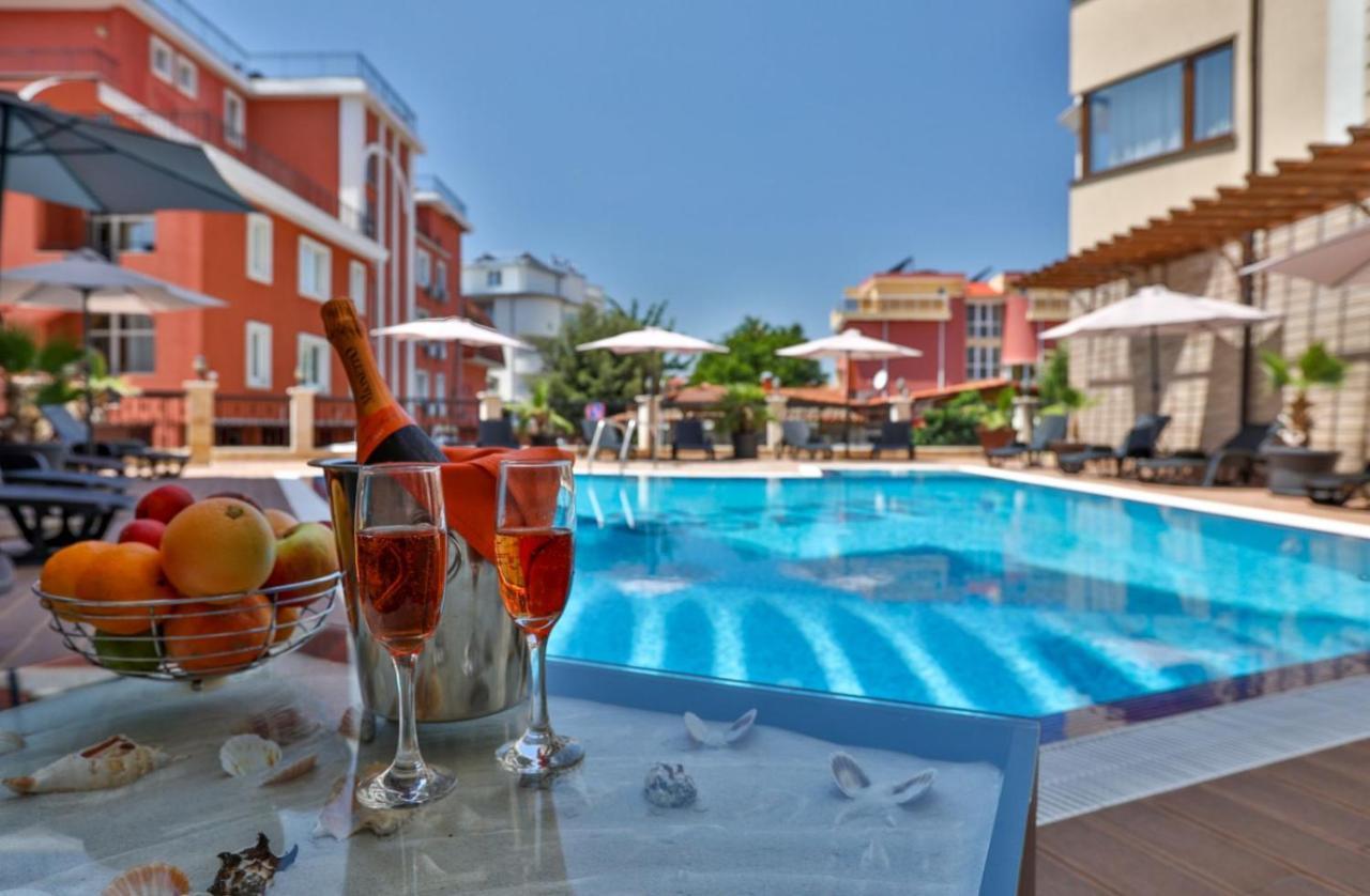 Aparthotel Vip Club Dolphin Coast à Slantchev Briag Extérieur photo